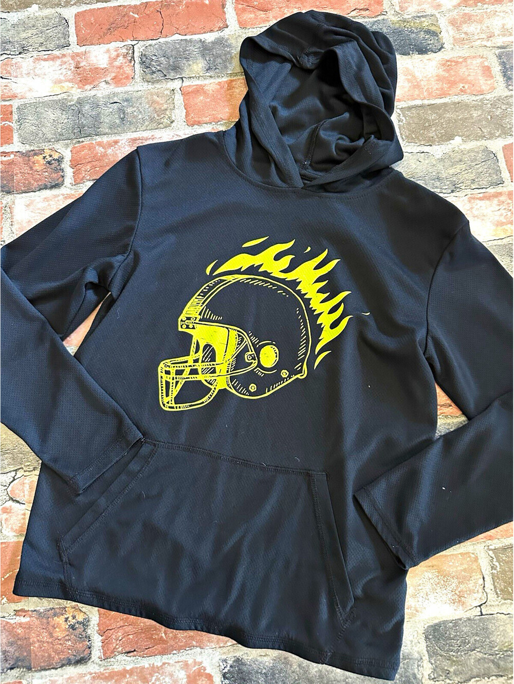 Boys Black Pullover Hoodie Yellow Football Helmet Graphic Pockets Youth Medium